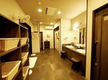 鹤冈站前路线酒店 3* 鹤冈市